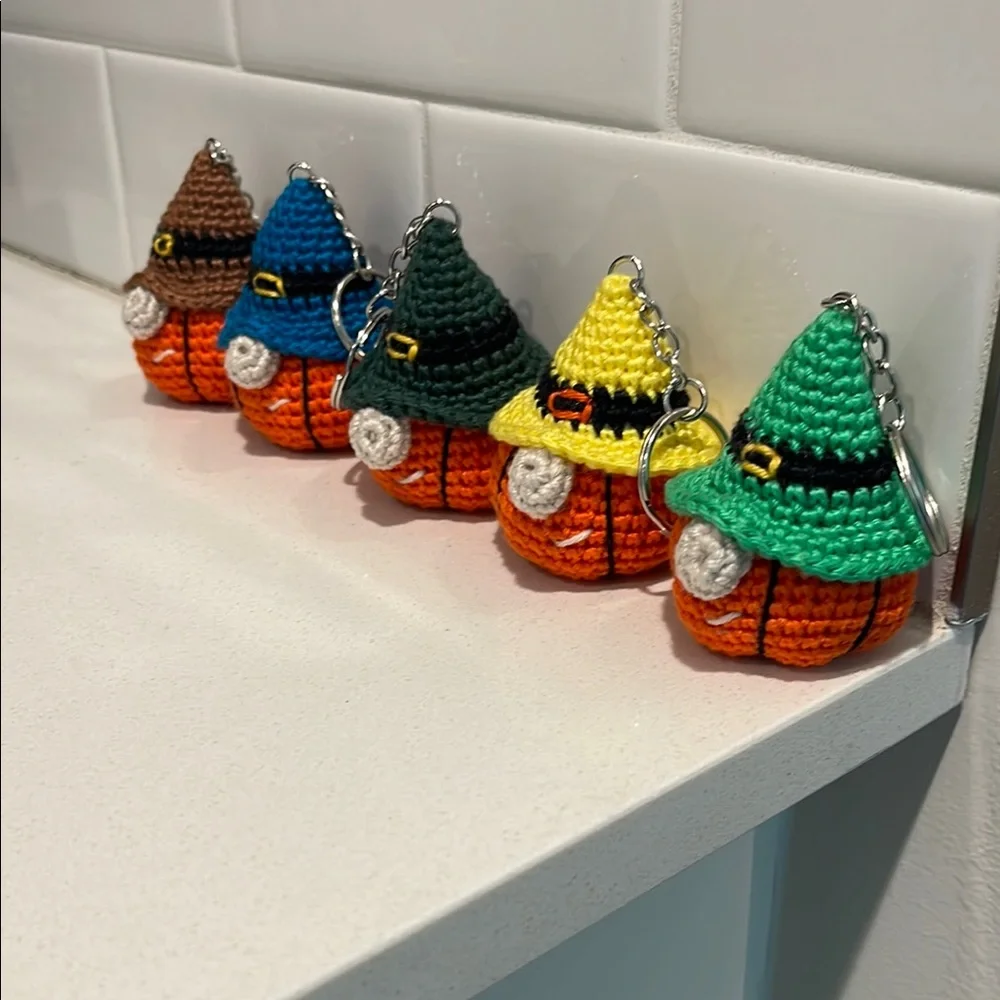 Handcrafted Pumpkin Gnome Keychain Accessory - Fall Halloween Thanksgiving - Picture 3 of 16